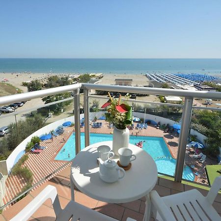 Hotel Bellevue Beach - Sul Mare Milano Marittima Bagian luar foto