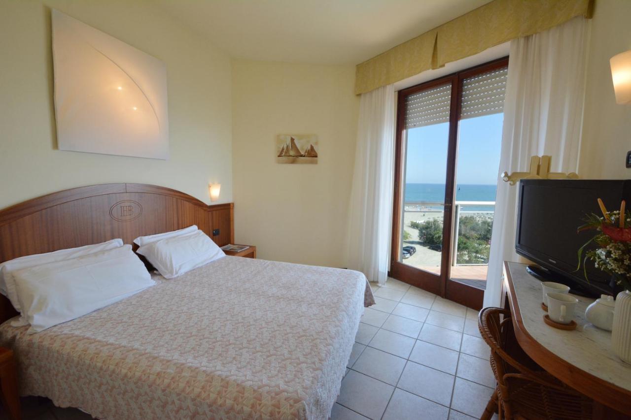 Hotel Bellevue Beach - Sul Mare Milano Marittima Bagian luar foto