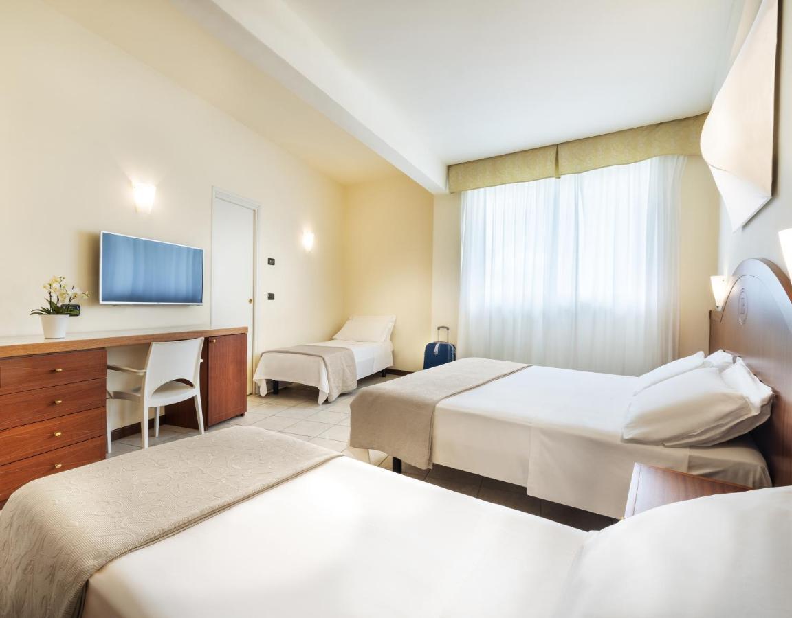 Hotel Bellevue Beach - Sul Mare Milano Marittima Bagian luar foto