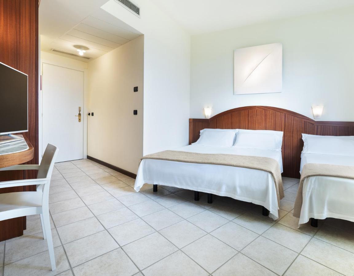 Hotel Bellevue Beach - Sul Mare Milano Marittima Bagian luar foto