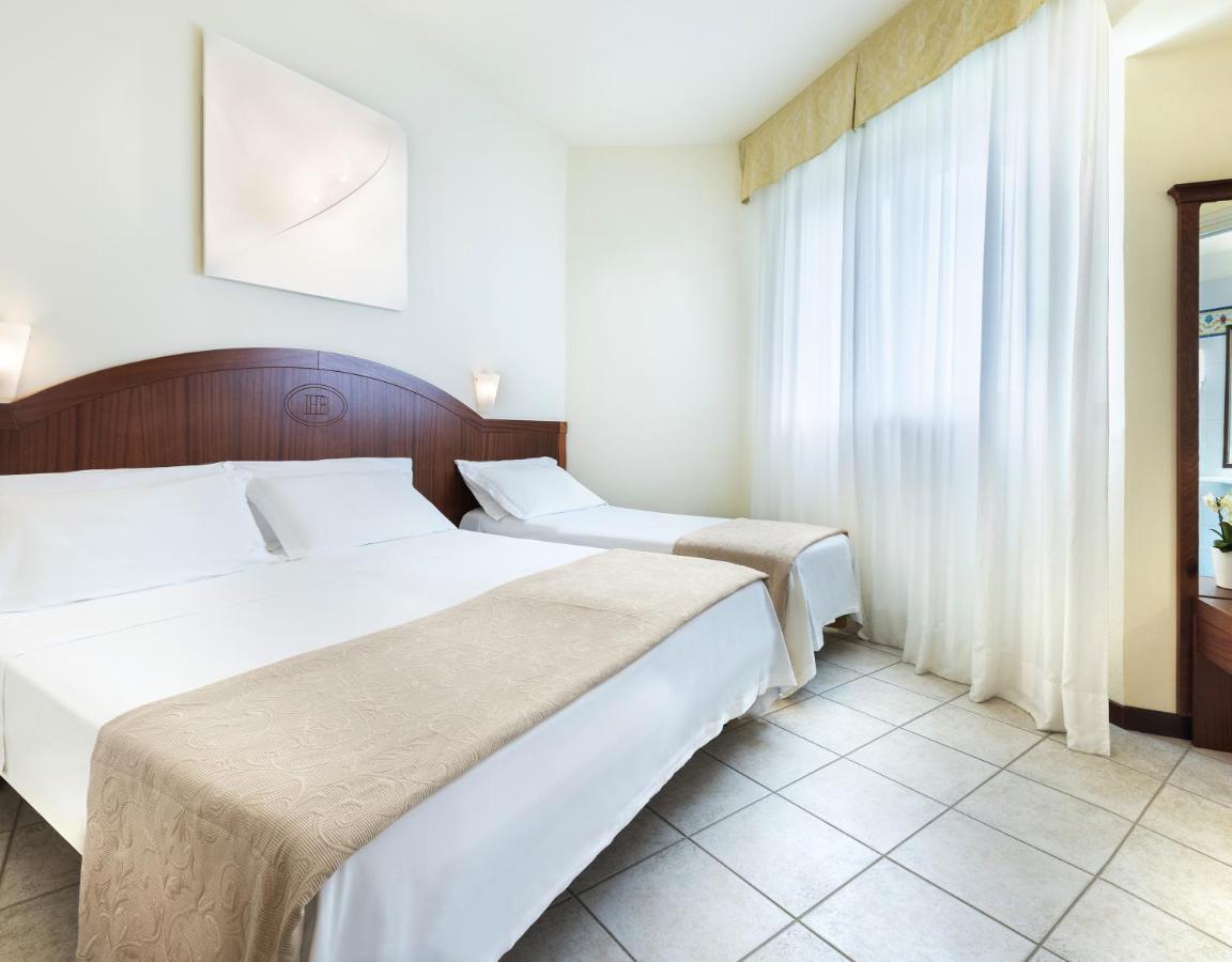 Hotel Bellevue Beach - Sul Mare Milano Marittima Bagian luar foto