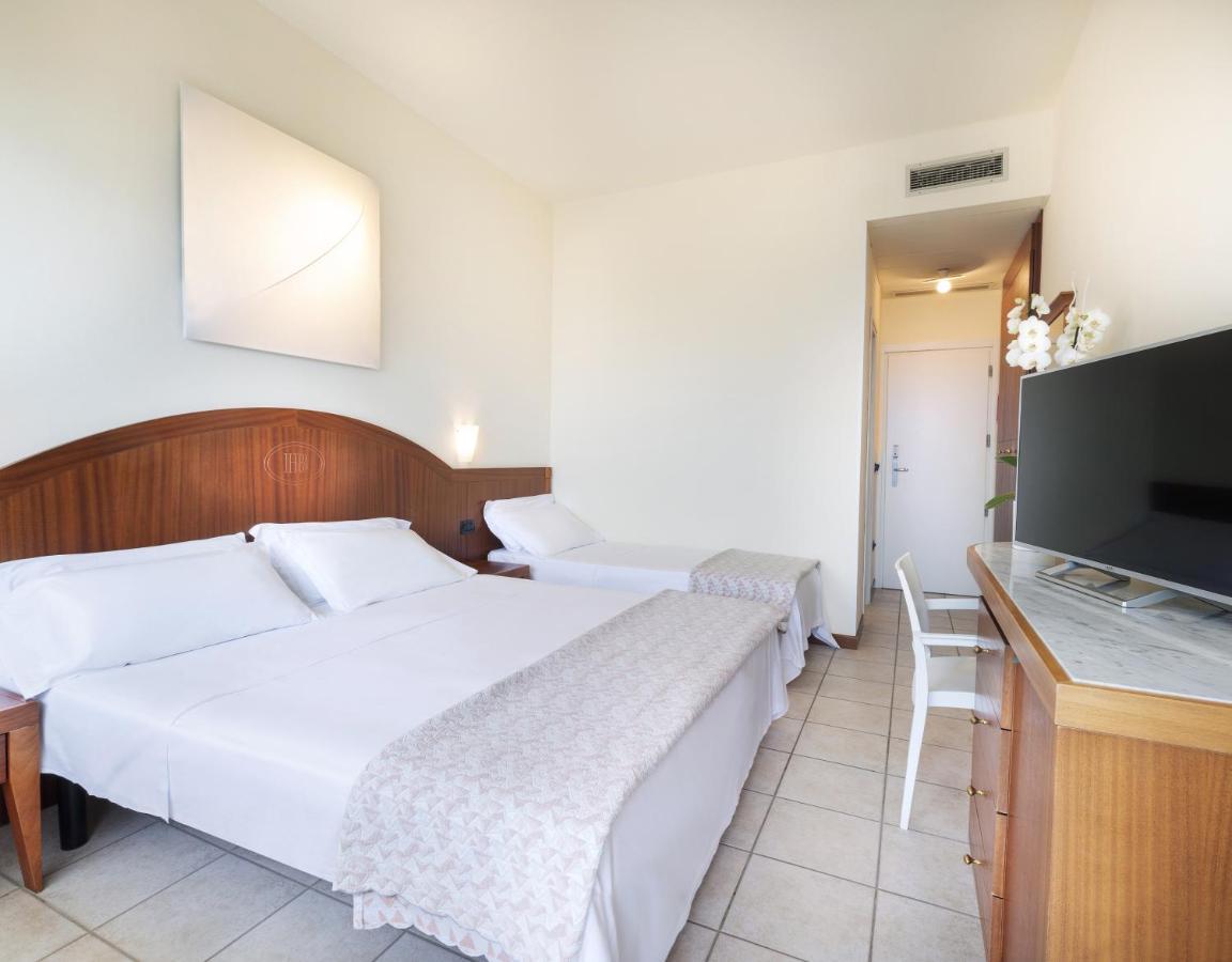 Hotel Bellevue Beach - Sul Mare Milano Marittima Bagian luar foto