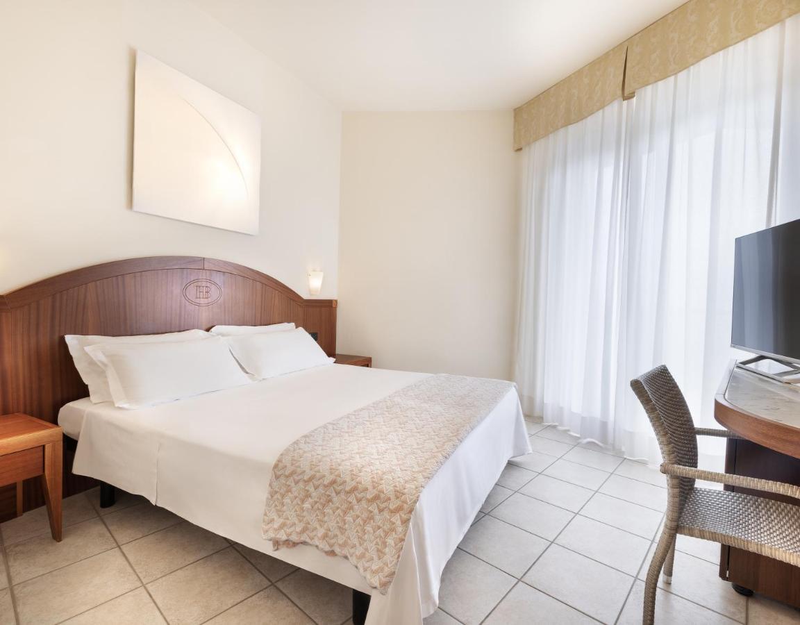 Hotel Bellevue Beach - Sul Mare Milano Marittima Bagian luar foto