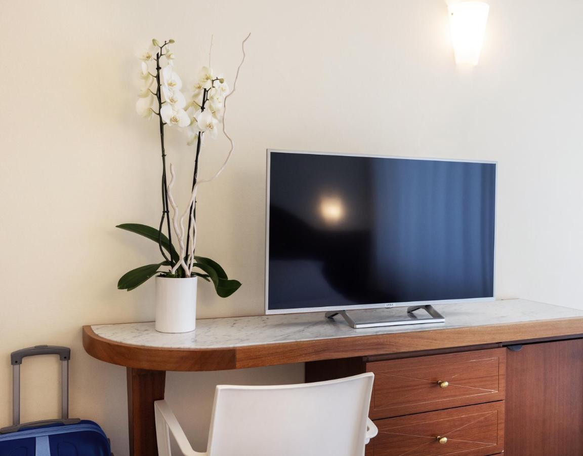 Hotel Bellevue Beach - Sul Mare Milano Marittima Bagian luar foto