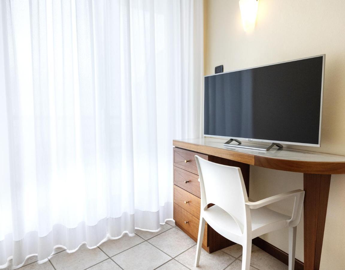 Hotel Bellevue Beach - Sul Mare Milano Marittima Bagian luar foto