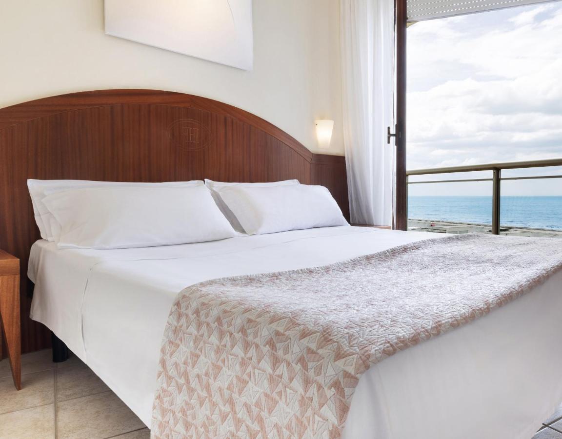 Hotel Bellevue Beach - Sul Mare Milano Marittima Bagian luar foto