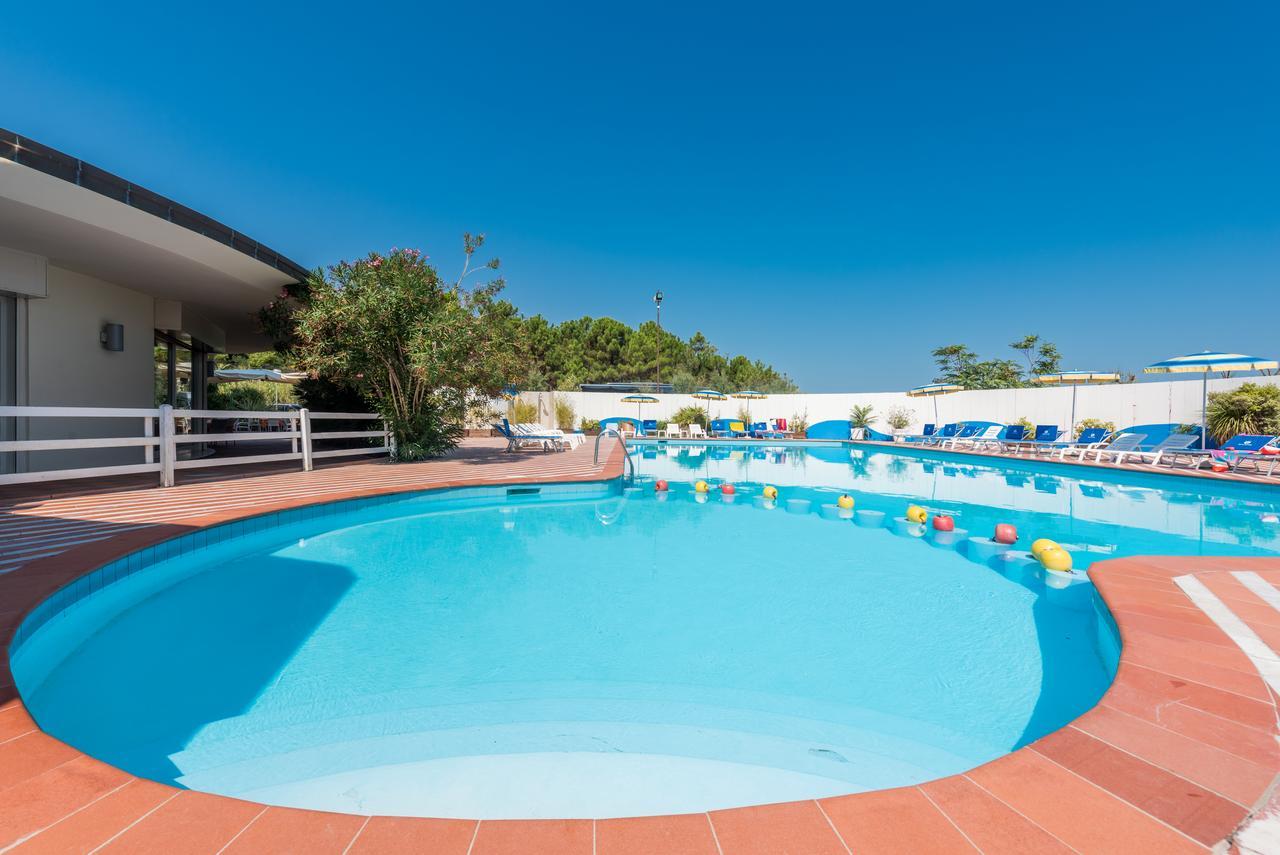 Hotel Bellevue Beach - Sul Mare Milano Marittima Bagian luar foto