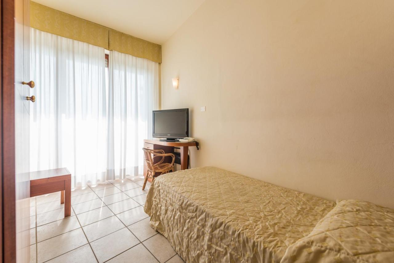 Hotel Bellevue Beach - Sul Mare Milano Marittima Bagian luar foto